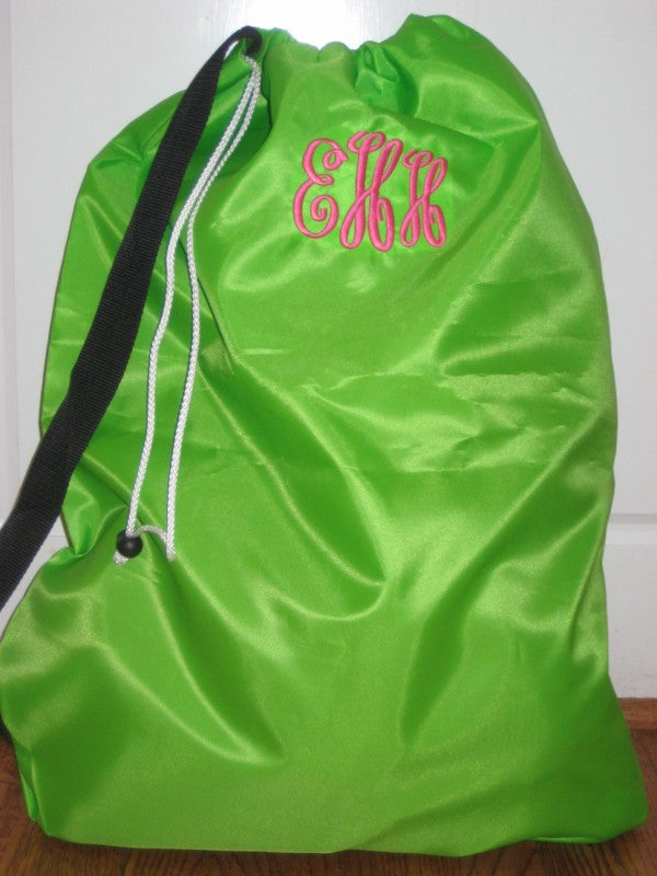 Nylon Laundry Bag w Strap